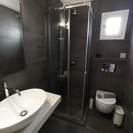 Apartment Marvelous One Bedroom House In Paros Naousa (Paros)